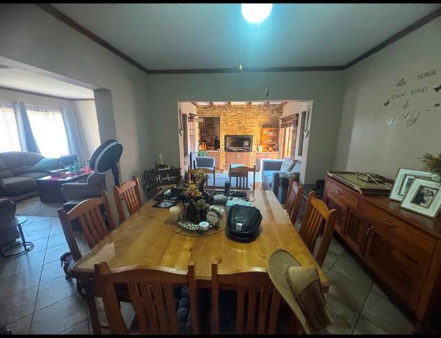 3 BEDROOM TOWNHOUSE FOR SALE IN GHOLFSIG